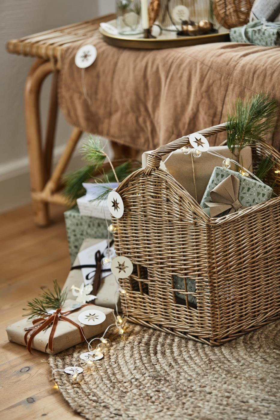 house shaped basket with carrying handle