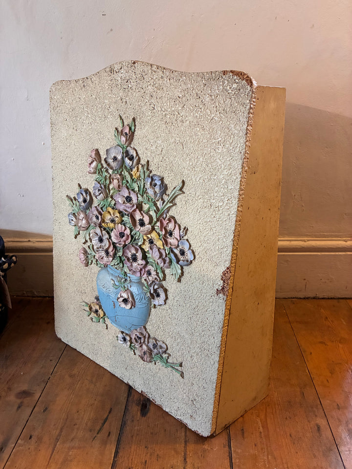 Vintage Barbola Wooden Firescreen - 1930s Vintagenalia featuring hand-painted florals on a cream background.