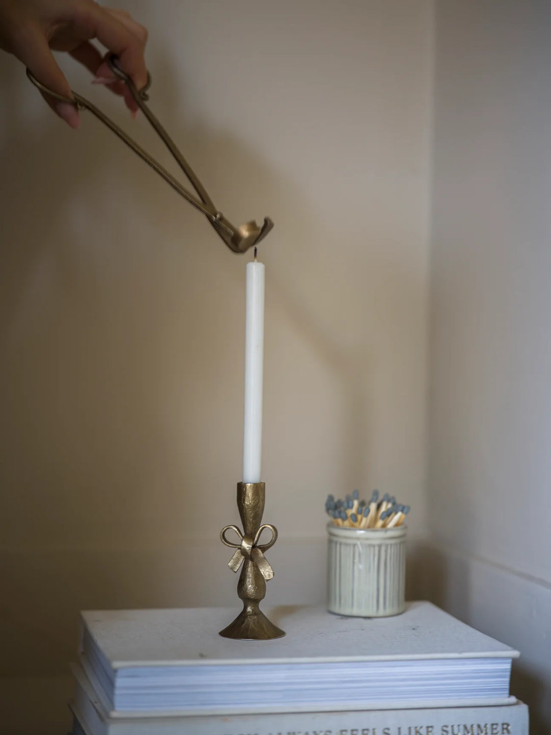 Antique Brass Finish Bow Candle Holder with 6 Candles