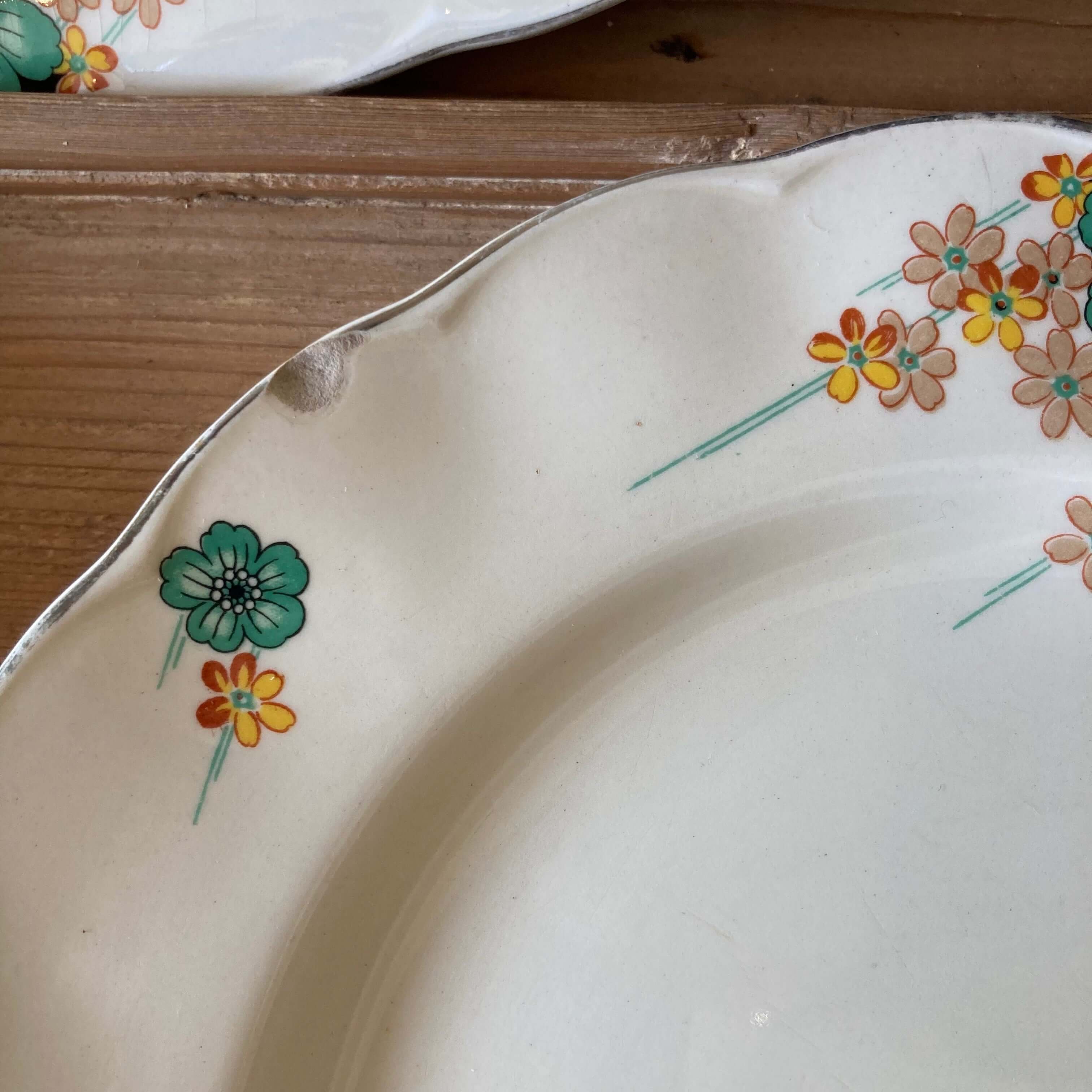 Art Deco 1930s Grindley Cream Petal Dinnerware – Source for the Goose