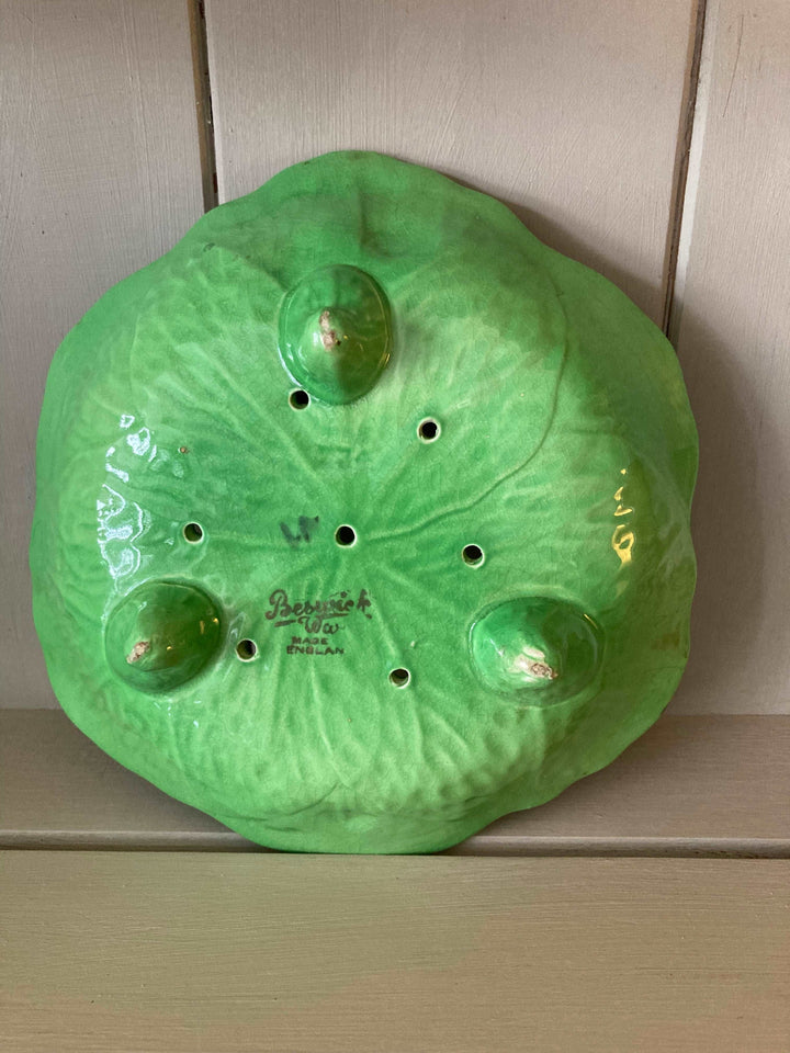 backstamp on lettuce leaf strainer dish showing Beswick name