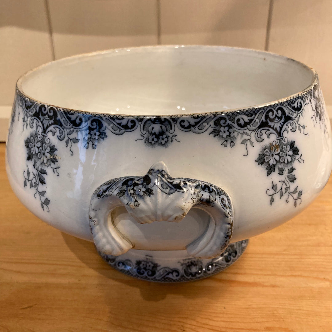 one handle of two on Antique Blue and White French Soupiere