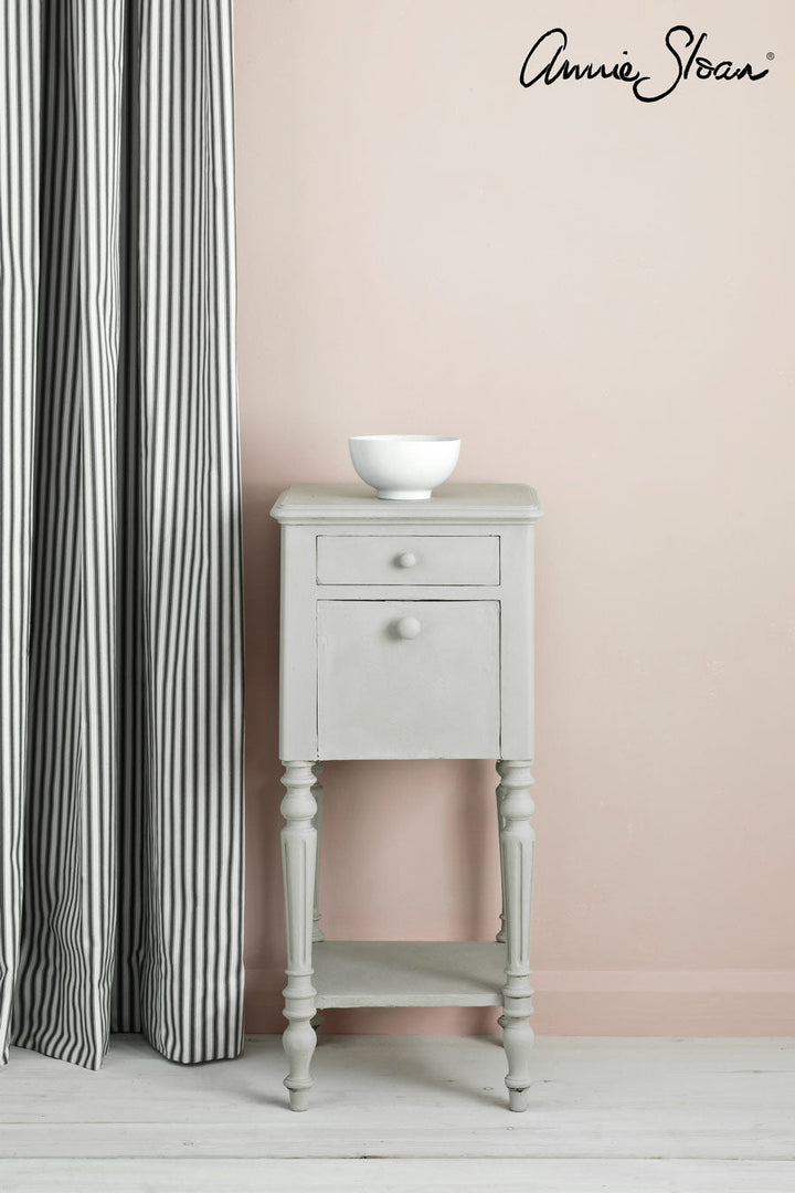 side table painted in Annie Sloan Chicago Grey Chalk Paint