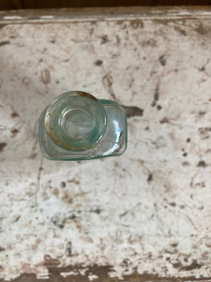 Pure Isinglass Apothecary Bottle