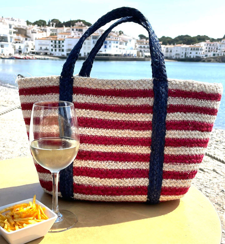 perfect holiday red and white jute shopper 