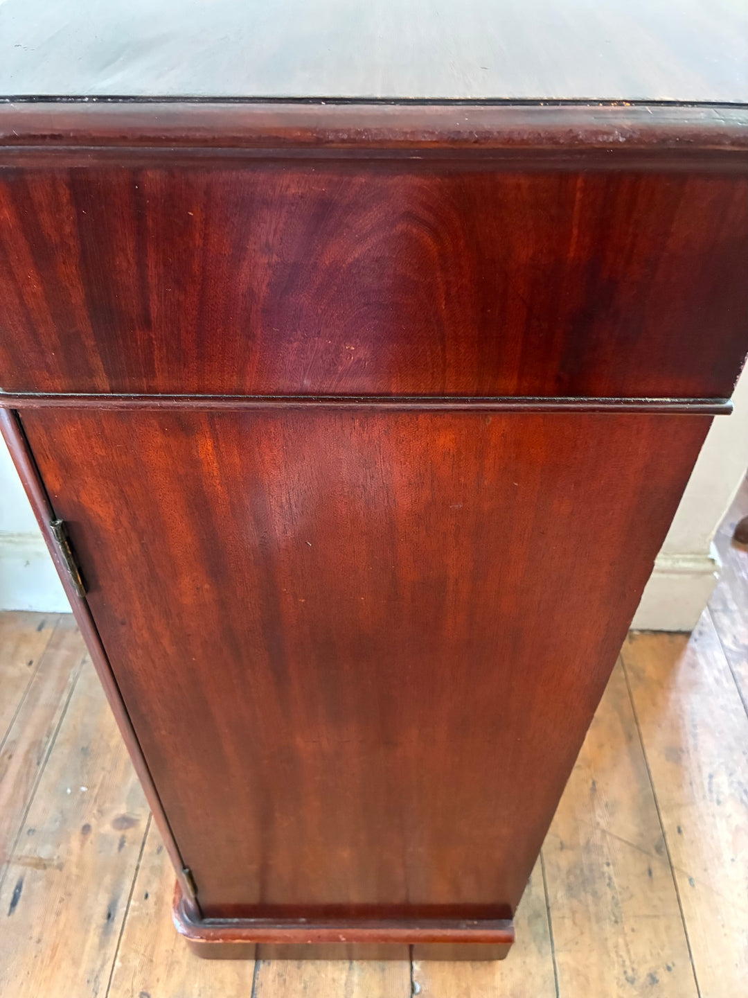 Tall Victorian Mahogany Pot Cupboard with rich mahogany finish and arched panel front, perfect for any room.