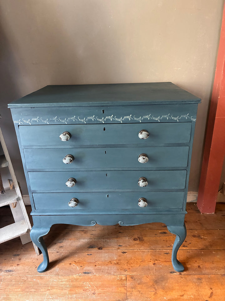 Vintage Painted Chest of Drawers in Aubusson Blue