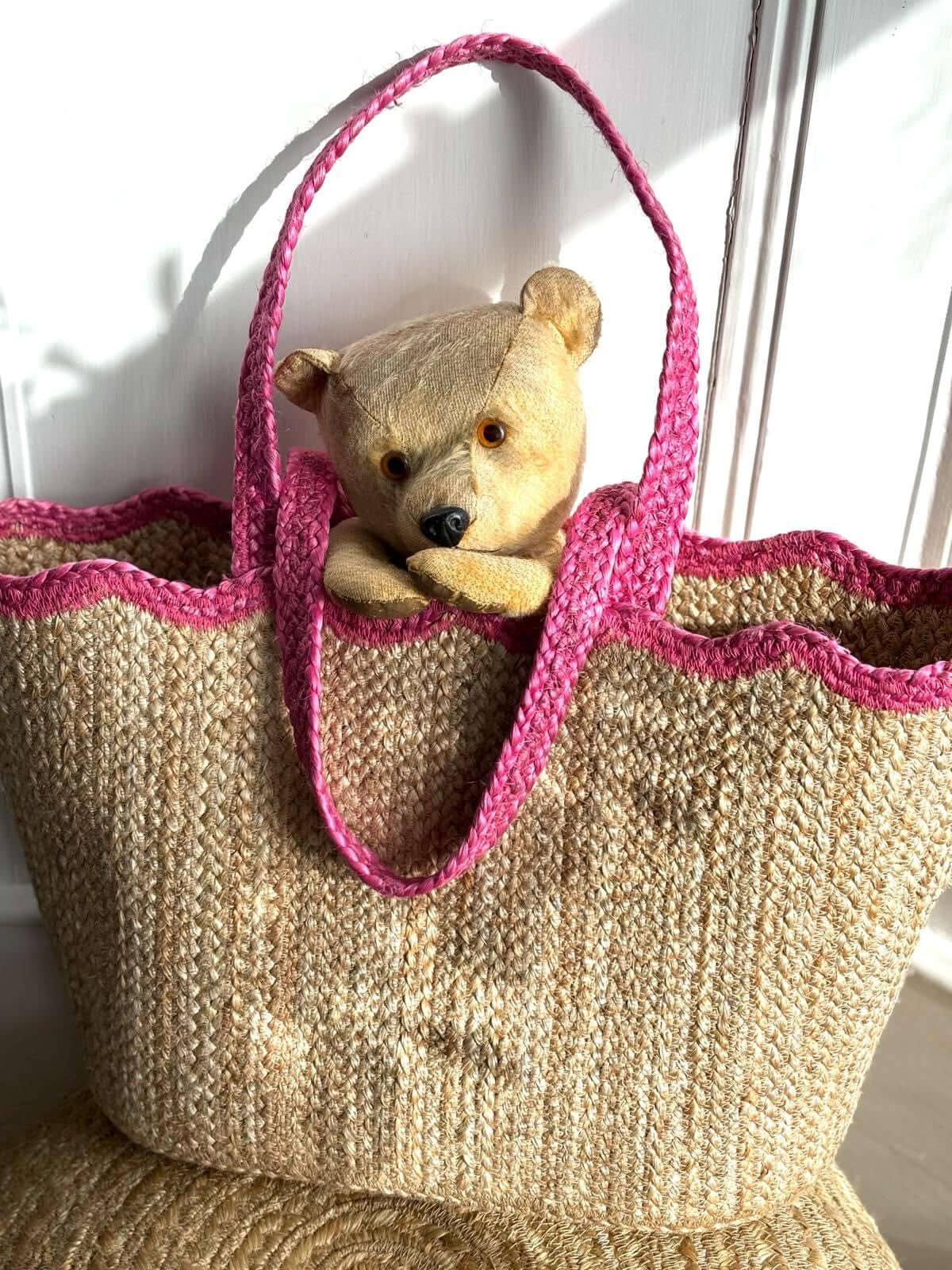 Scallop tote bag hot sale