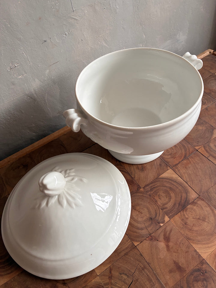 Vintage White Porcelain French Tureen with lid and intricate handle design, perfect for elegant dining.