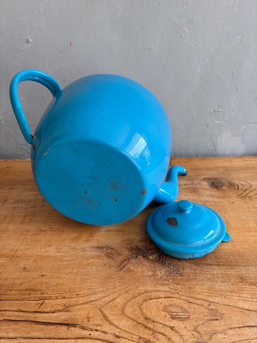 Large Vintage Blue Enamel Teapot showcasing its bright robin's egg blue color and vintage charm.