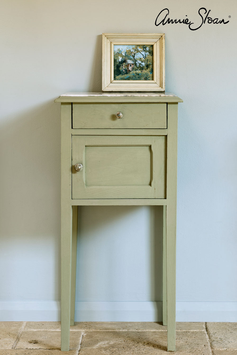 Bedside table painted in Annie Sloan Chalk Paint in Chateau Grey